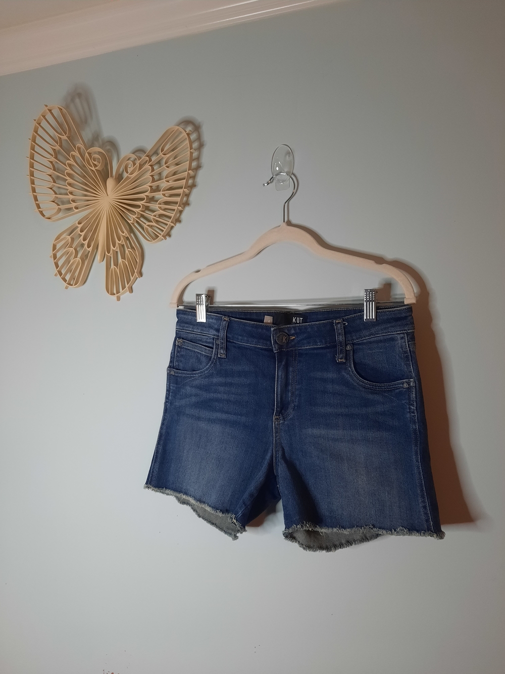 Kut from the Kloth Sz 10, Medium Wash Blue Denim Frayed Hem Shorts, Summer